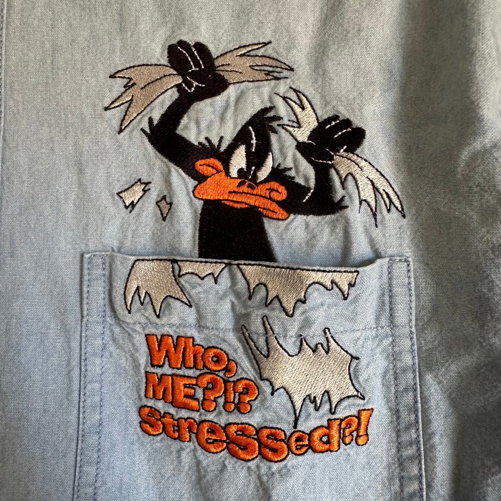 Vintage Warner Bros Studio Store Daffy Duck Stressed Denim Shirt Blue Small